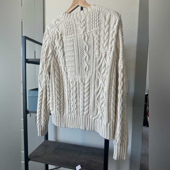 Ralph Lauren Cream Cable Knit Sweater with American Flag - Picture 5 of 15